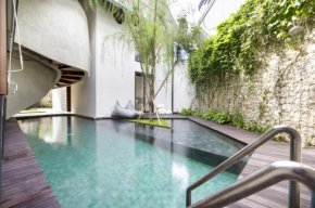 Rent a Luxury Villa in Bali Close to the Beach, Bali Villa 2003